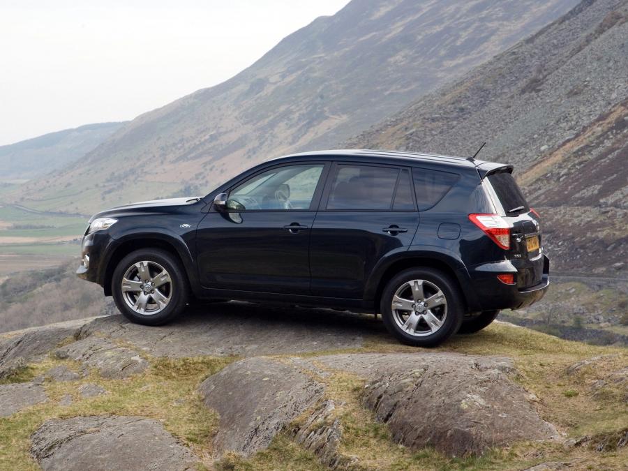  Toyota RAV4 2010 года  (UK) (фото 9 из 27)